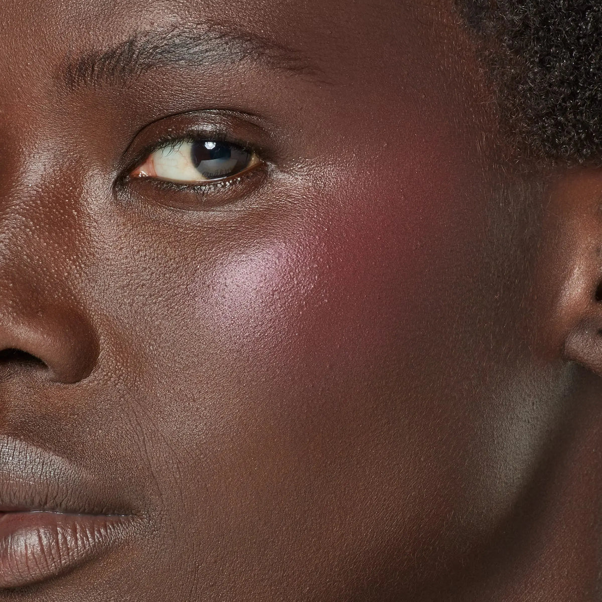 Gucci Beauty Glow Powder Blush