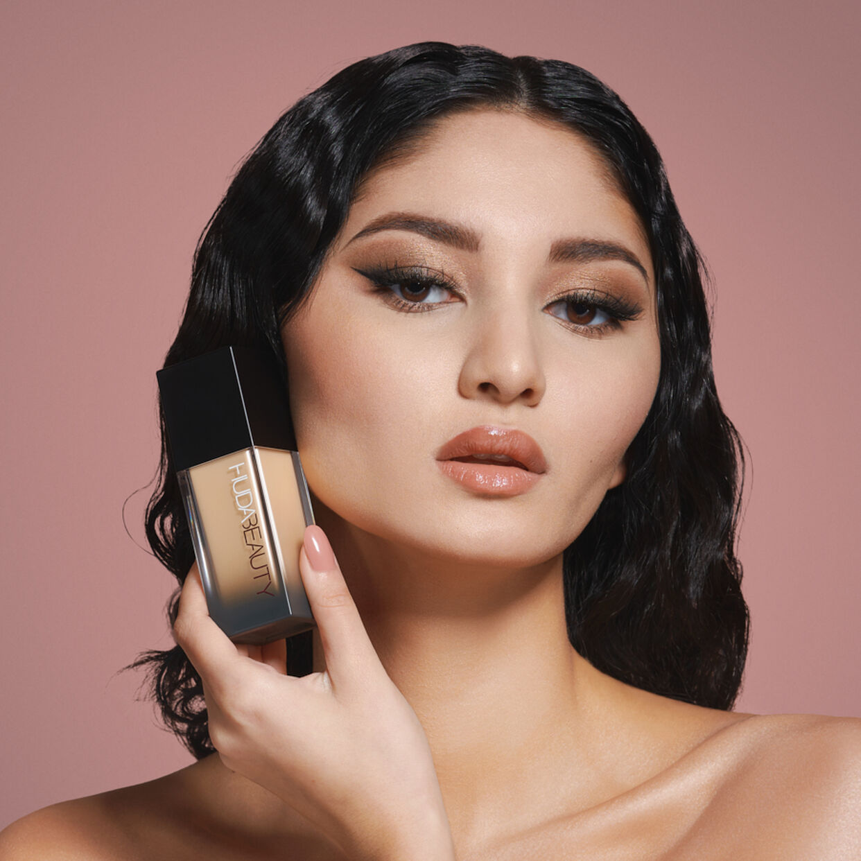 Huda Beauty #FauxFilter Luminous Matte Liquid Foundation