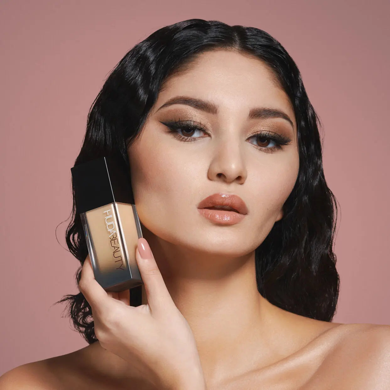 Huda Beauty #FauxFilter Luminous Matte Liquid Foundation