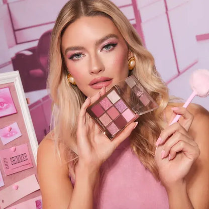 CHARLOTTE'S PALETTE OF BEAUTIFYING EYE TRENDS PINK LOVE    