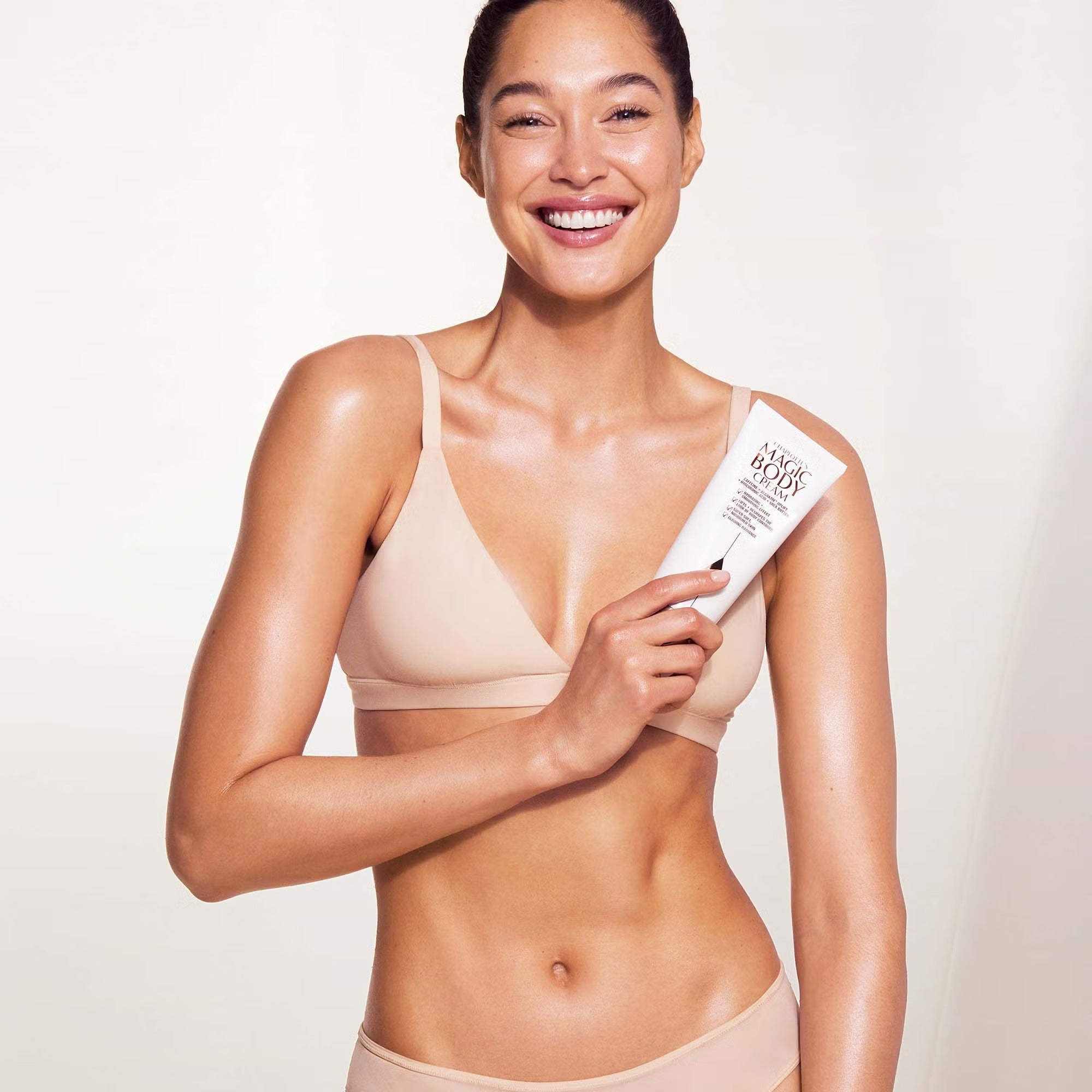 Charlotte Tilbury Charlotte's Magic Body Cream 200ml    