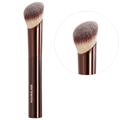 Hourglass  Ambient Soft Glow Foundation Brush    