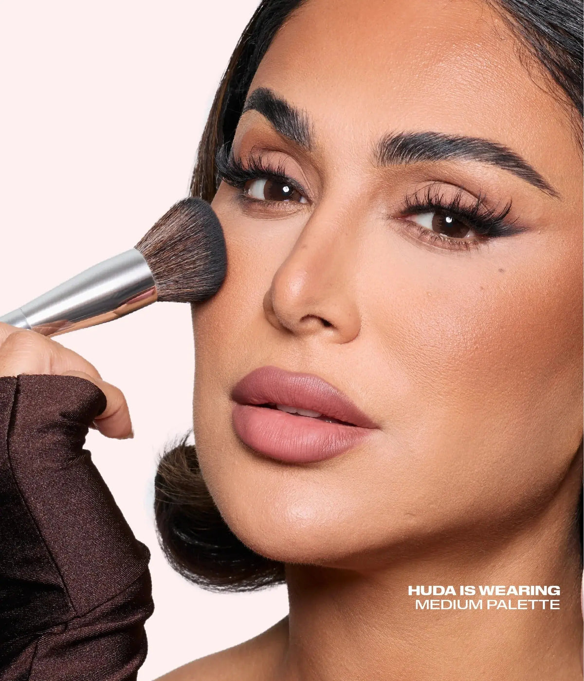 Huda Beauty Bronzing & Sculpting Brush    