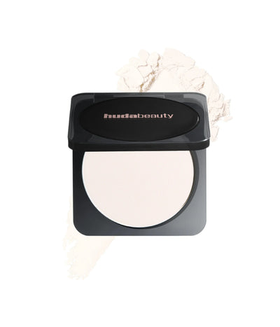 Huda Beauty - EASY BAKE PRESSED POWDER    