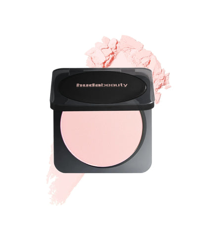 Huda Beauty - EASY BAKE PRESSED POWDER    