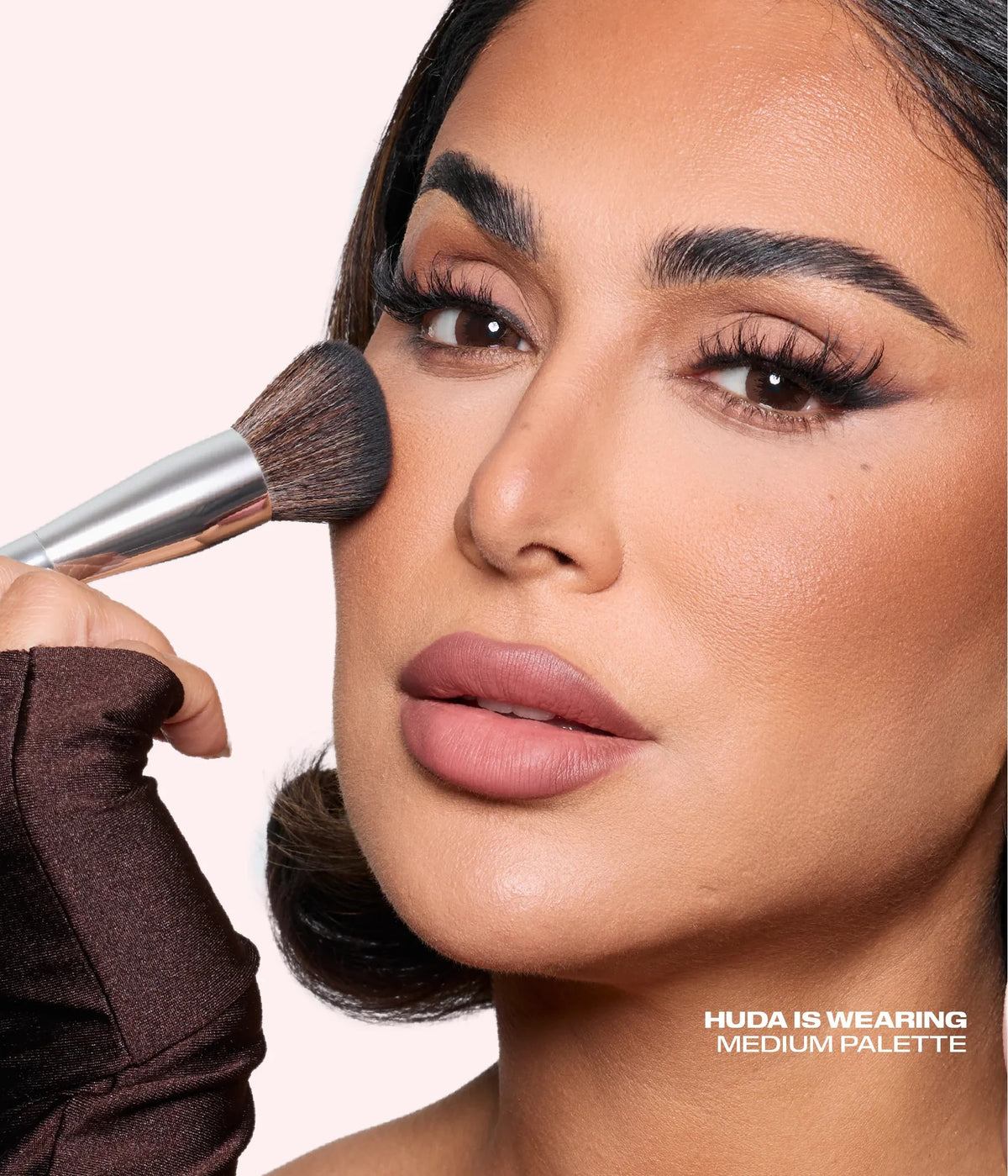Huda Beauty Bronzing & Sculpting Brush    