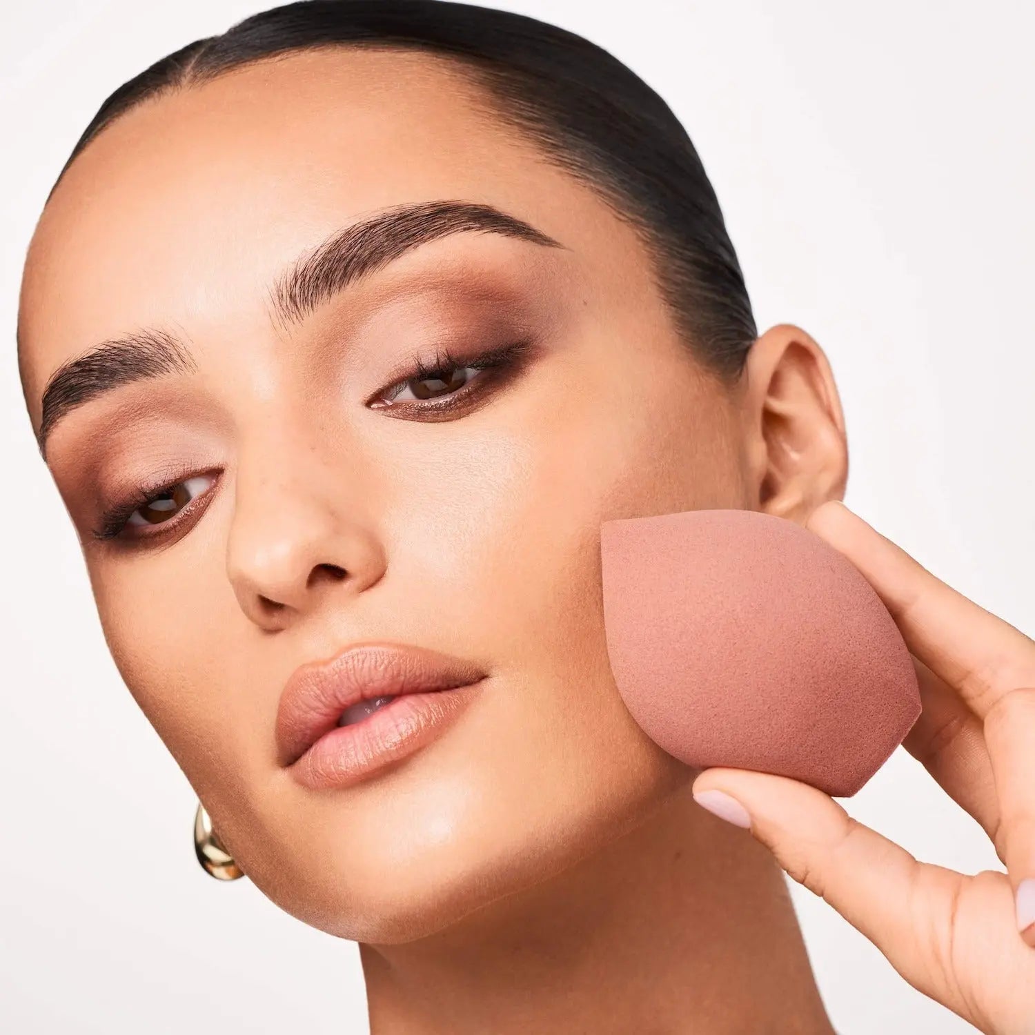 PATRICK TA Major Skin 5-In-1 Blending Sponge    