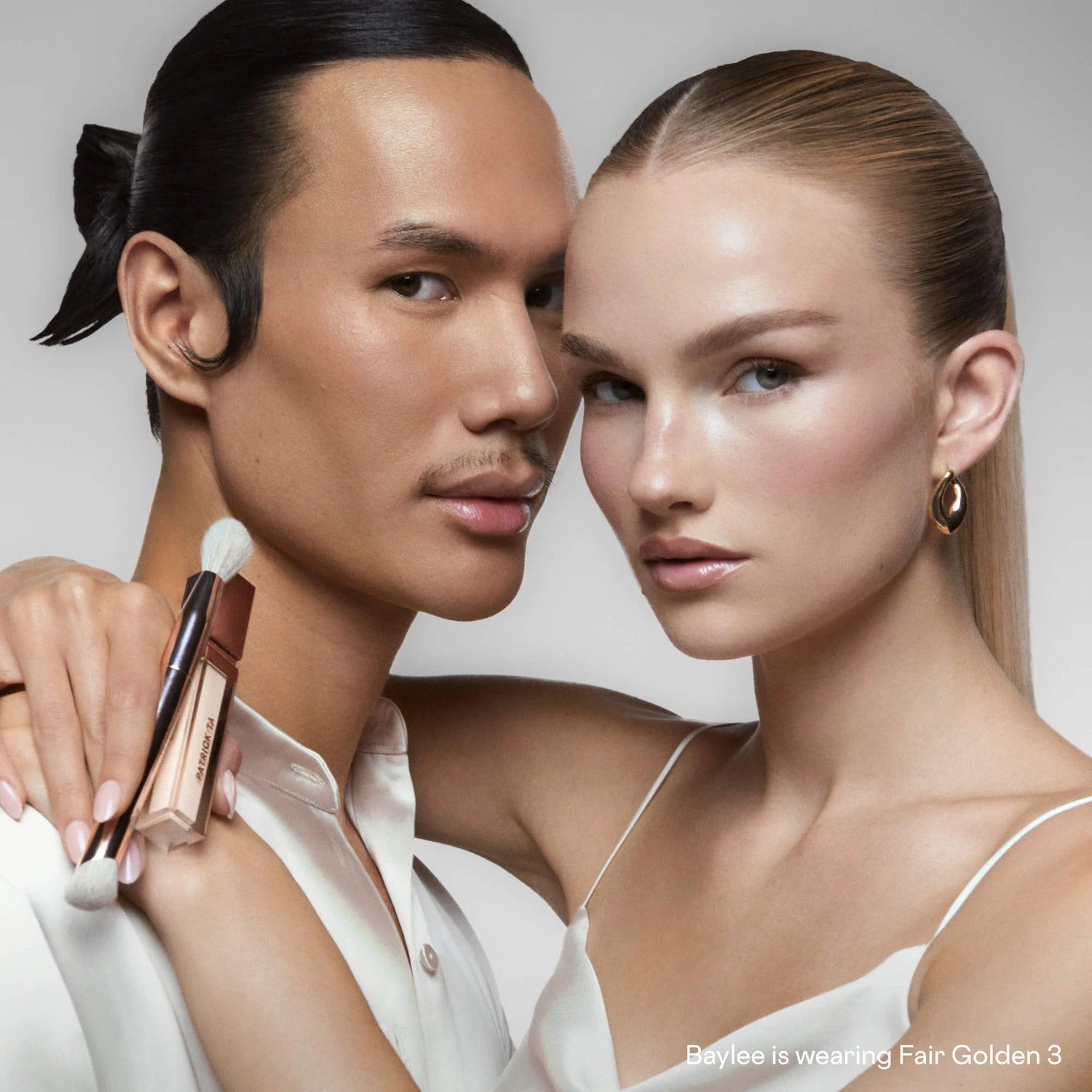 PATRICK TA  Dual-Ended Concealer Brush    