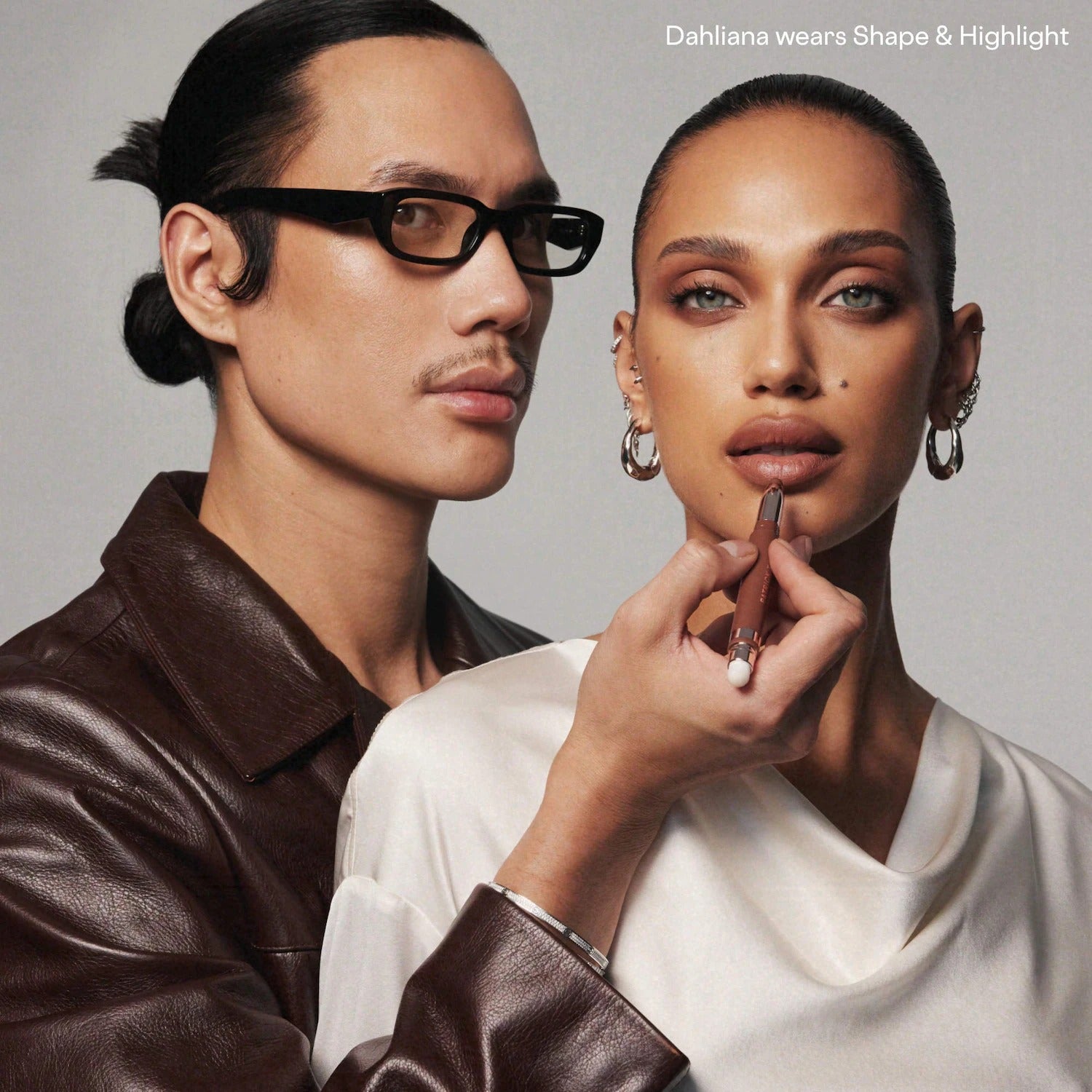 PATRICK TA Major Sculpt Shape & Shade Anywhere Artistry Stick    