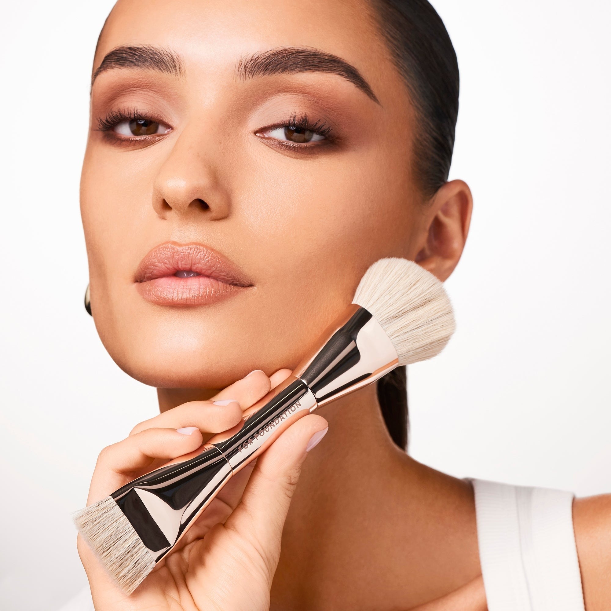 PATRICK TA Skin Perfecting Foundation Brush    