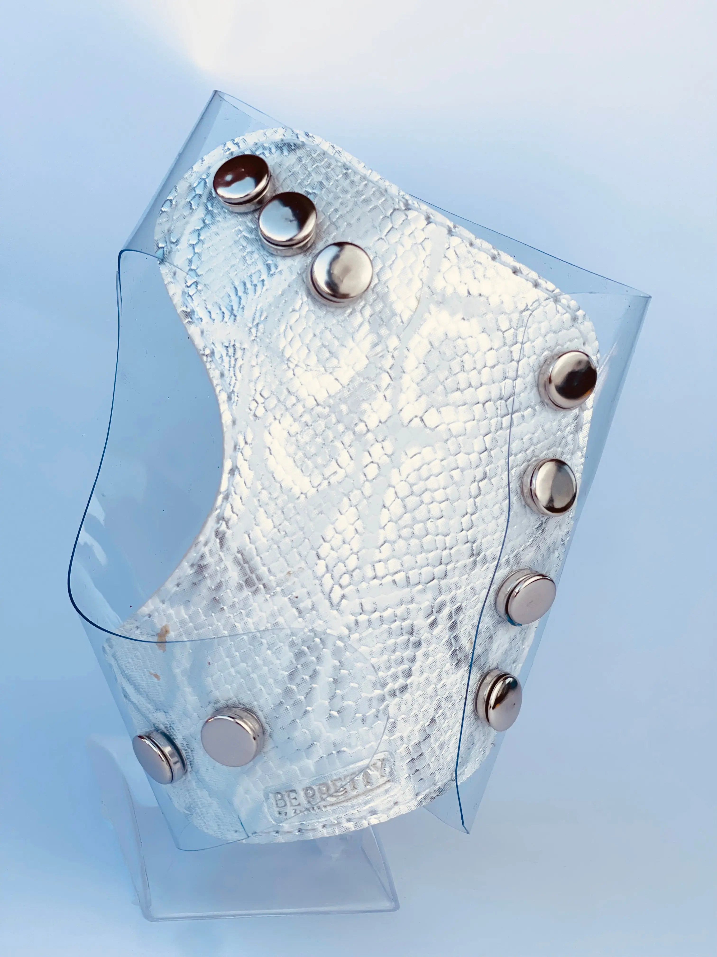 White Leather Glovey    