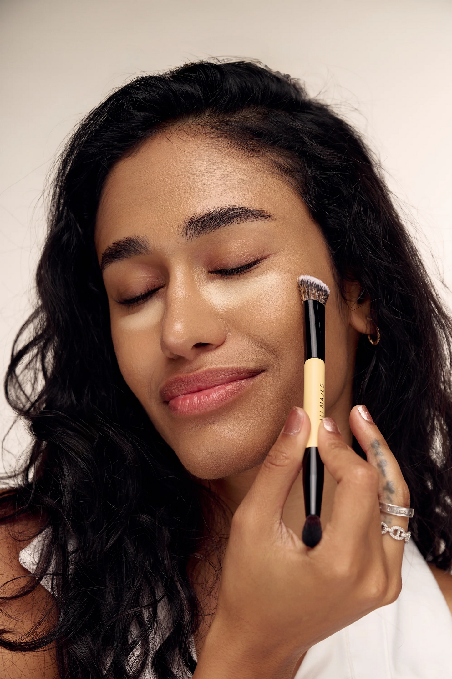 Ali Majed Conceal & Control | C1 Brush