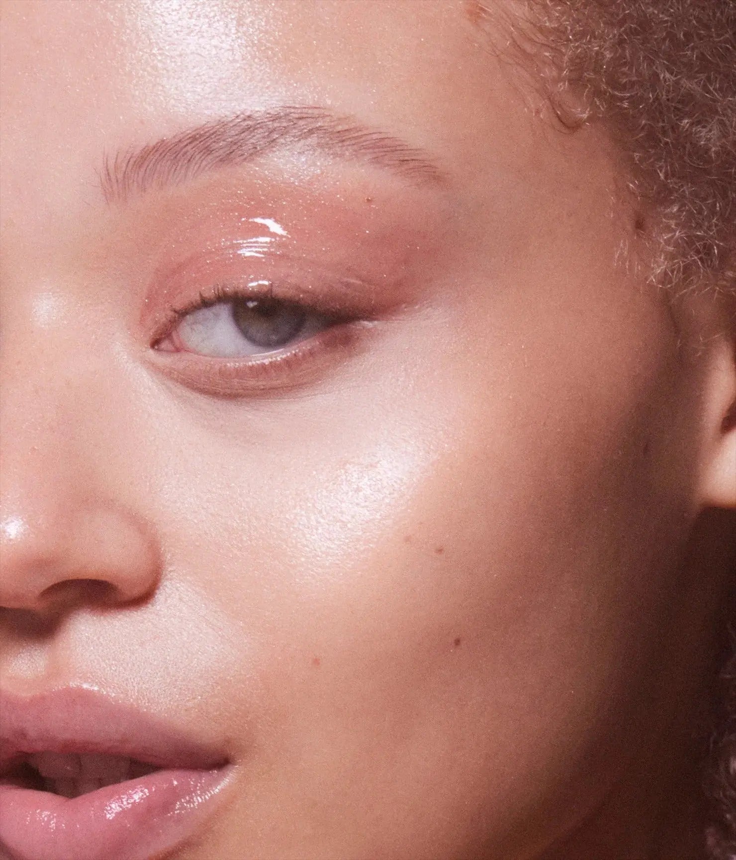 r.e.m. beauty Dreamglow Highlight Serum 30.7 ml    