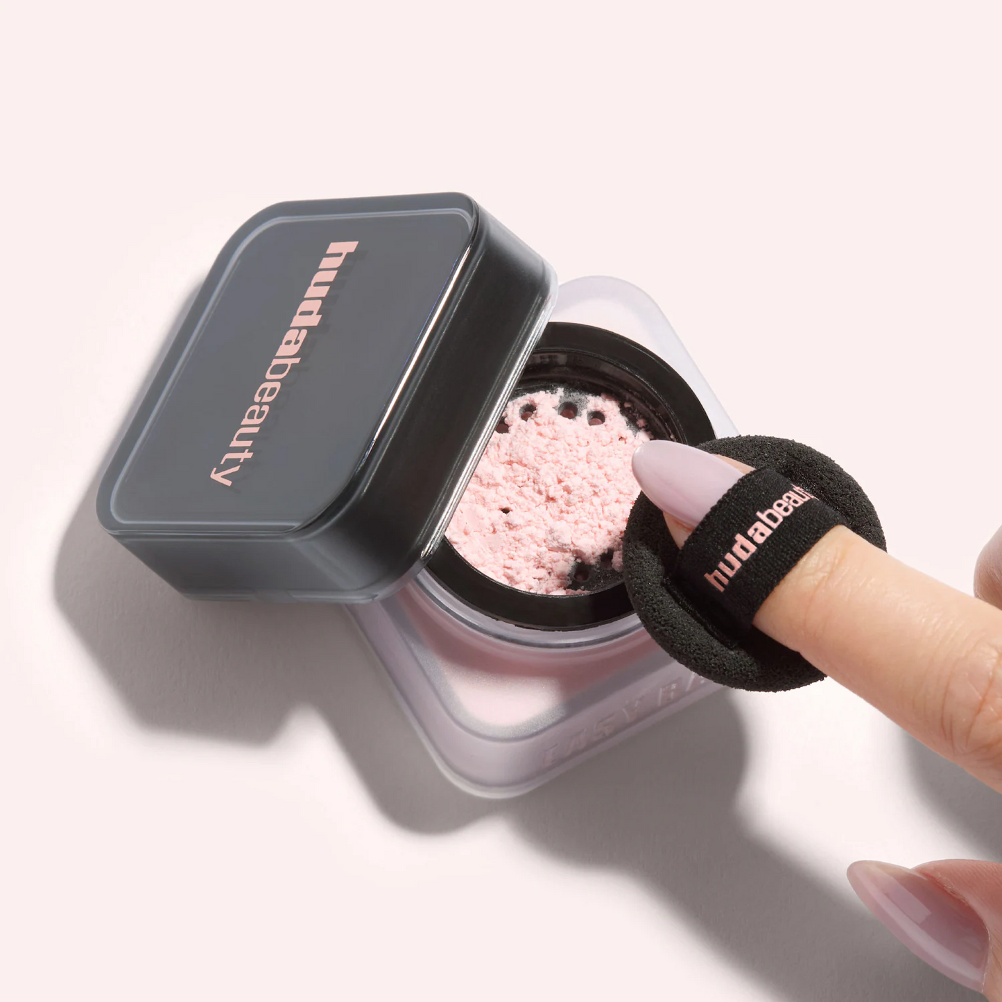 New Huda beauty Mini Easy Bake Loose Baking & Setting Powder (6gm)